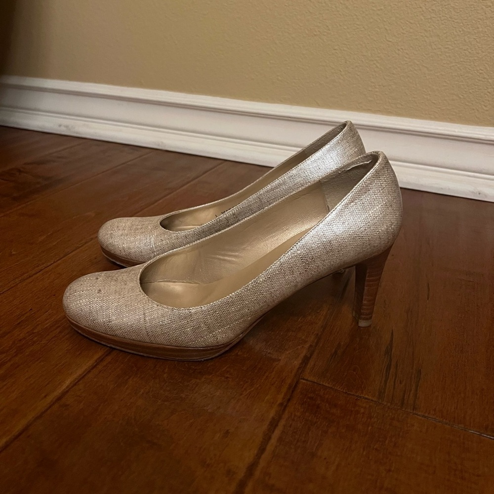 • Stuart Weitzman Heels